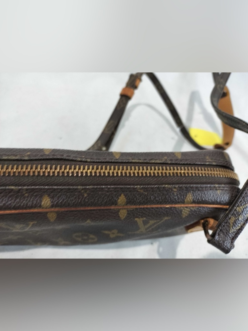 Louis Vuitton Monogram Pochette Marley Bandoulière (Vintage) - Picture 9 of 13